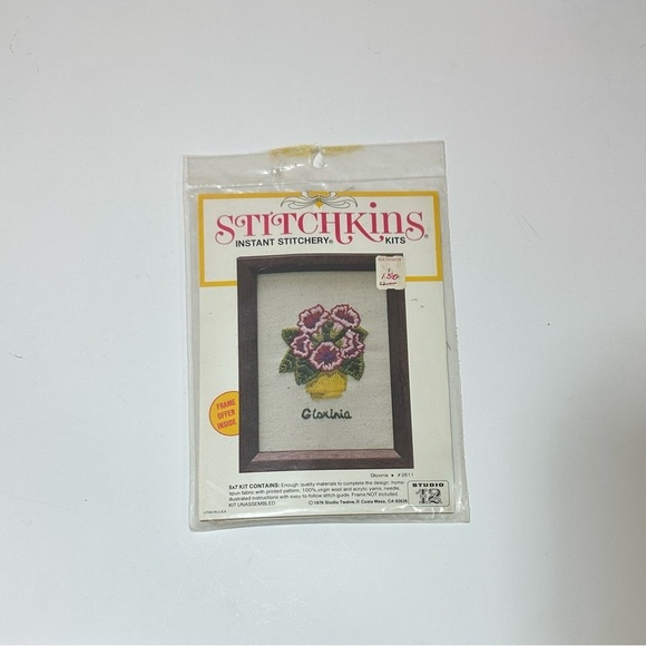 Vtg Stitchkins Instant Stitchery Kit 2611 Gloxinia - Picture 1 of 3